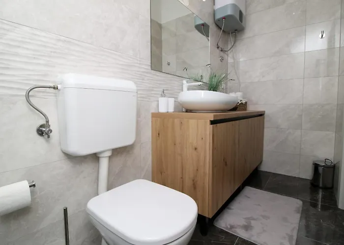 Nerlovic Apartment *