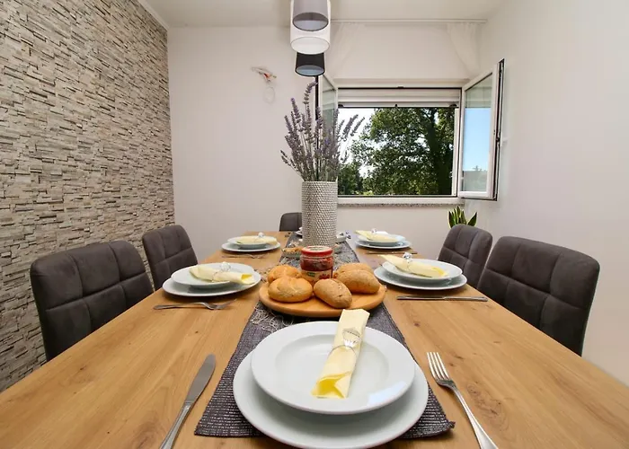 Nerlovic Apartment Poreč