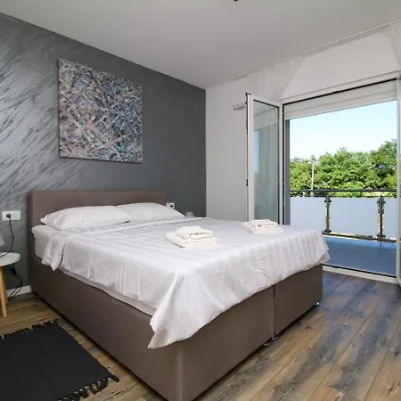 Nerlovic Apartman *